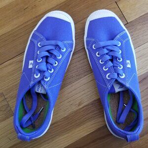 Cariuma OCA Low Size 9 Women's Veri Peri Canvas Sneakers - New w/o Box